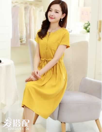 柠檬黄连衣裙